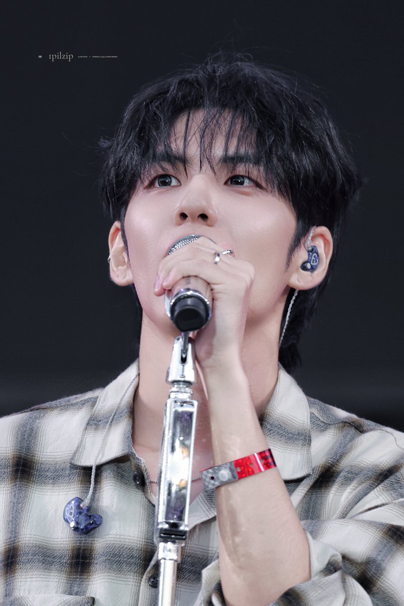 1pilzip's tweet photo. 260531 #원필 #WONPIL #DAY6 #데이식스 https://t.co/hI5iP9DgkV