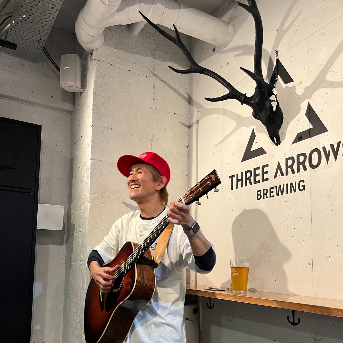 cafeMUSASHIYA's tweet photo. 【インストアライヴのお知らせ】
2026年6月12日(金)
📍Three Arrows Brewing
〒183-0055 東京都府中市府中町２丁目1−９
19:30〜 (30分くらいのステージを予定しています)
✨入場無無料✨
ご予約も不要ですのでお気軽にお立ち寄りください
＊お1さま1オーダーはお願いします🙇 https://t.co/XlUnLWCtCX