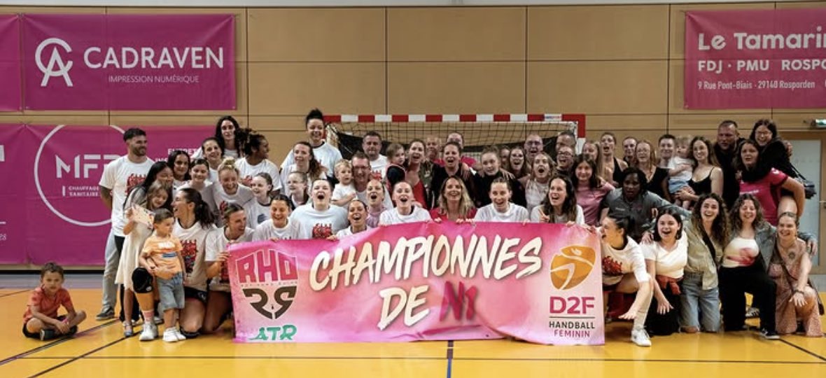 Vanskh's tweet photo. Mon ode à l’amour de la Bretagne 
❤️🔗 https://t.co/geYWjZal0s
🏆🤾‍♀️🤾‍♂️ https://t.co/0lLMUZfXVl