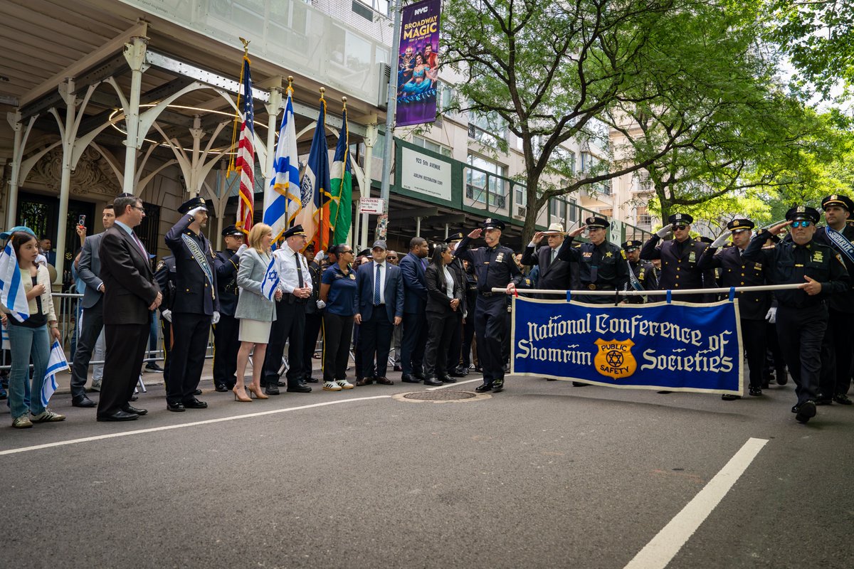 NYPD NEWS tweet media