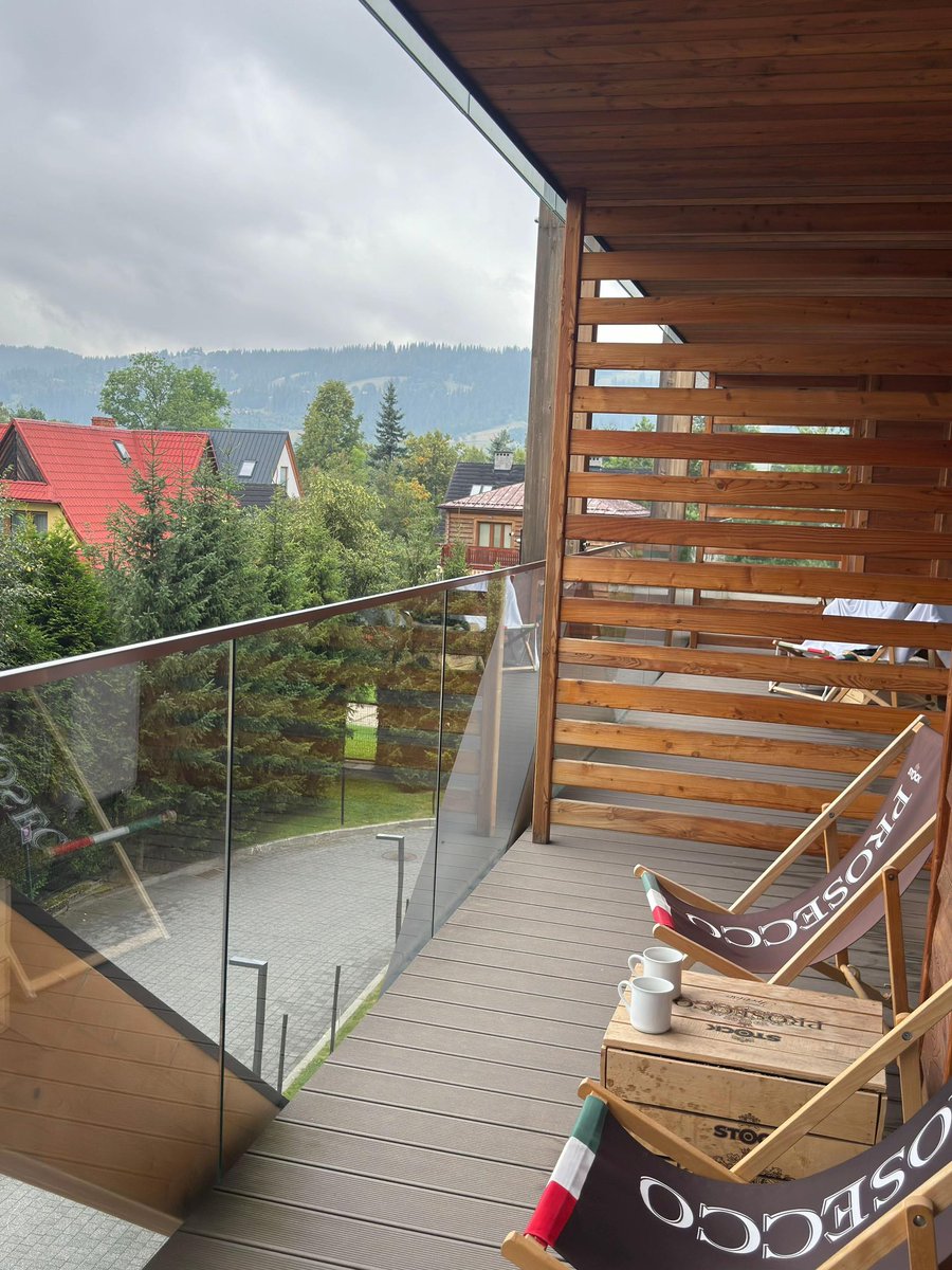 flysmart_sa's tweet photo. Bachleda Luxury Hotel Zakopane 🇵🇱
من الفنادق اللي تعطيك تجربة فاخرة فعلًا في زاكوباني، بطابع جبلي أنيق وموقع ممتاز قريب من أهم الأماكن ✨
📍 https://t.co/YrbDl9SsB0

⭐ Booking: 9.5/10

🏨 https://t.co/V8jWVTQDyB

#FlySmart #زاكوباني #بولندا https://t.co/gZBB7tDt0c