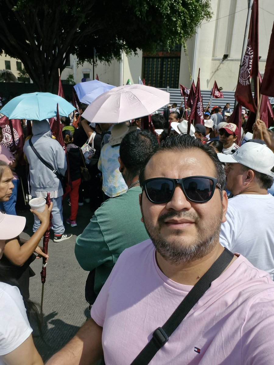 Antonrp's tweet photo. Siempre es grato escuchar a la Dra. #ClaudiaPresidentaDeMéxico dirigirse al pueblo que la eligió... Eso es tener los pies fijos sobre la tierra y la mirada siempre al frente con visión de un México Humanista!!
#ClaudiaDaResultados https://t.co/OcNHPx8vaX