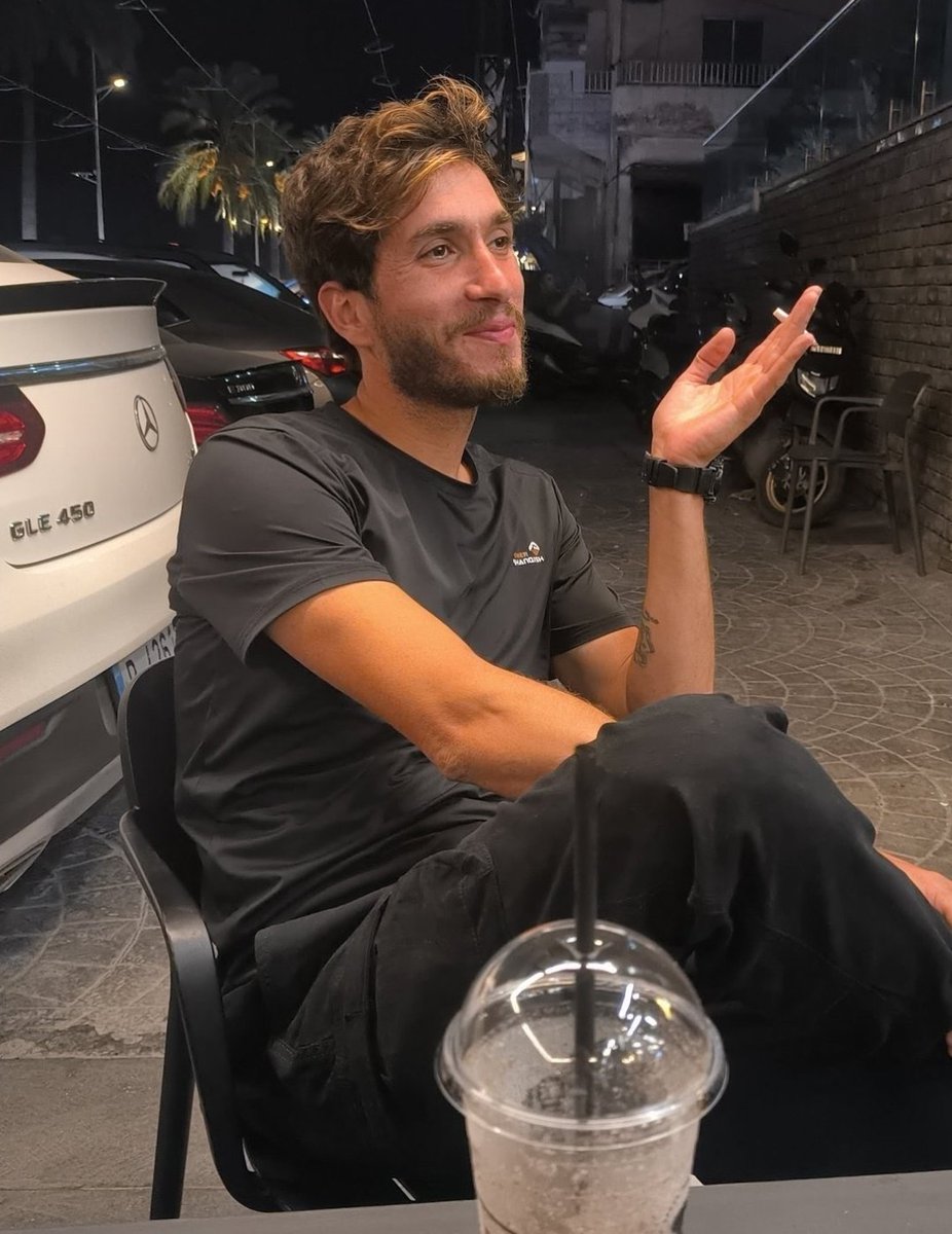 Azof tweet media