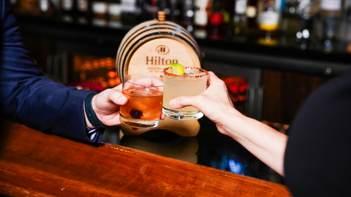 HiltonPostOak's tweet photo. The workday is ending and the weekend is within reach!🥂 Meet at The Brittany Bar inside Hilton Houston Post Oak by the Galleria for expertly crafted cocktails, chef inspired bites, and an easygoing evening with colleagues. https://t.co/0GfSLxIjnp