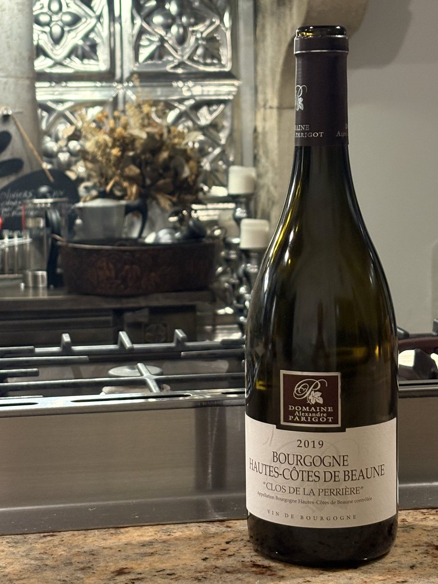 ChPaillet21's tweet photo. Hautes Côtes de Beaune 2019
De mon ami Alexandre Parigot, vigneron à Meloisey 😋
#Exceptionnel https://t.co/4D4dHRxD0V