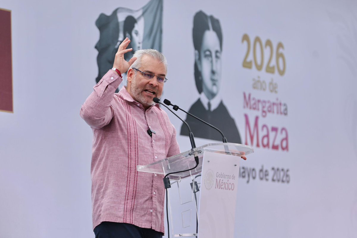 LuceroStrada's tweet photo. Desde Morelia, @ARBedolla respaldó a la presidenta @Claudiashein y llamó a defender la soberanía nacional. Además, destacó la nueva reforma electoral en Michoacán para blindar la democracia y anular elecciones con injerencia de la delincuencia.
#EnlaceInformativo https://t.co/UNSwT47oRT
