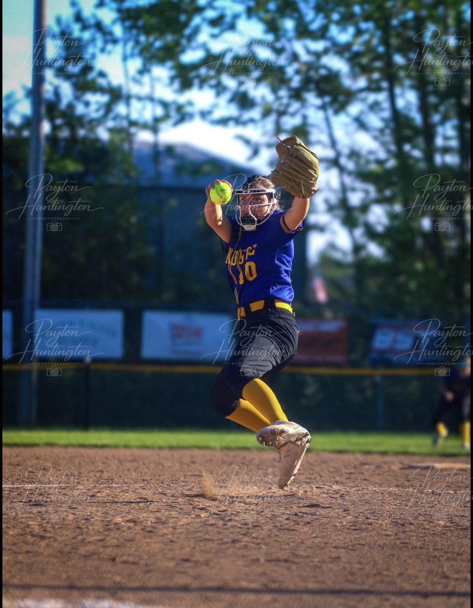 ethompson2028's tweet photo. Final game played vs Pacelli!! Will miss this group of girls!! Can’t wait for velo to pick back up this summer!😆

Stats from the game‼️
- 9.0 IP
-7 Hits
-1 Run 
-1 BB
-8 SO https://t.co/bPshQgVX0b
