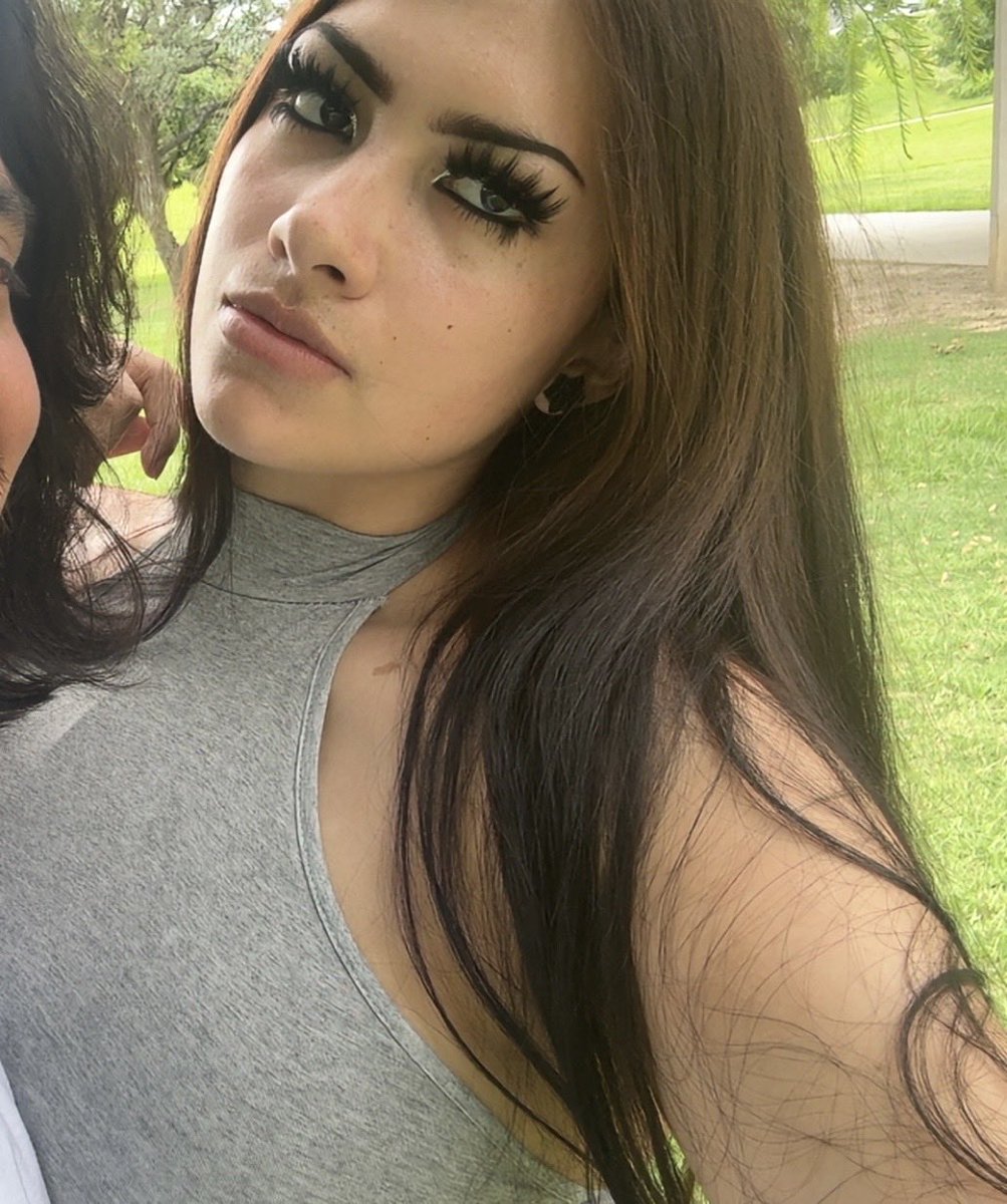 kittygirlmell's tweet photo. https://t.co/QXV7haeBkD