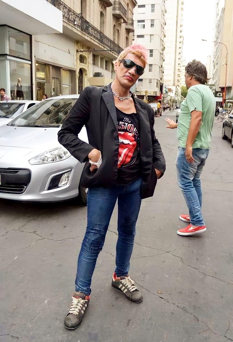 PityRockAndRoll's tweet photo. Simplemente Cristian Gabriel Álvarez, un genio incomprendido total. Un rey sin corona 👑 🙌 https://t.co/XtPfDMzala