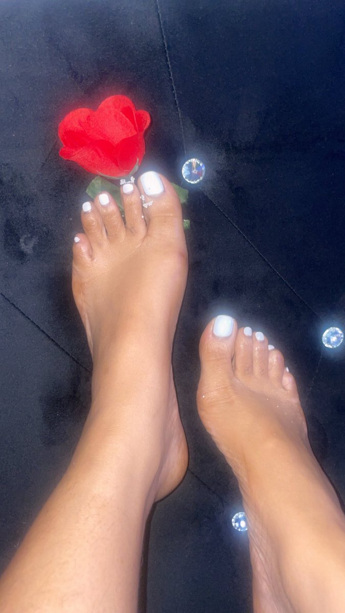 Queensof_hearts's tweet photo. @FeetFinder https://t.co/kjG1SK16Y7