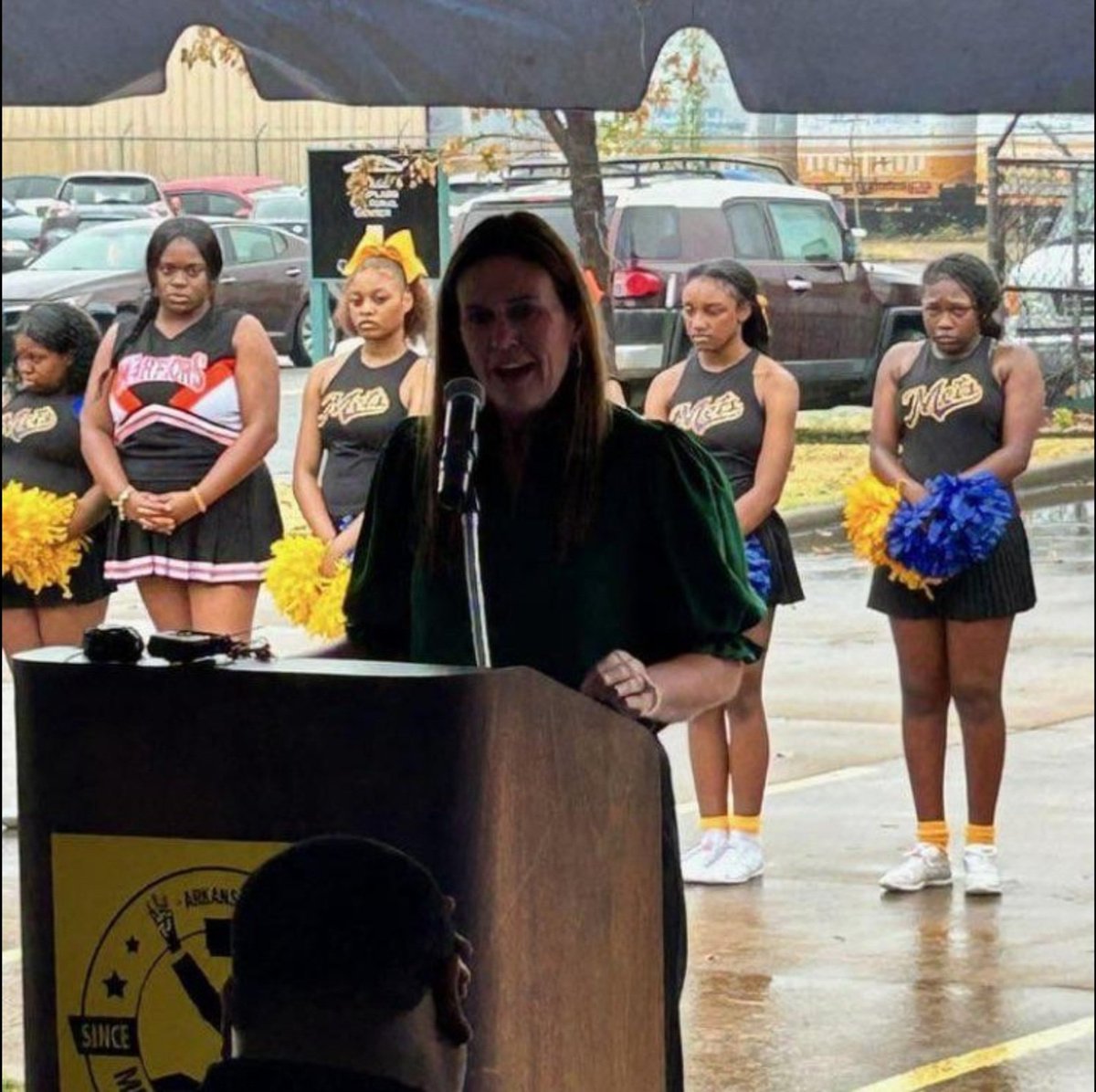 NeverSayCWord's tweet photo. @thetrueshelby She doesn't care about Redumblicans 👇👇👇👇👇👇👇👇👇👇👇👇👇👇 https://t.co/3PTZeNuHmp