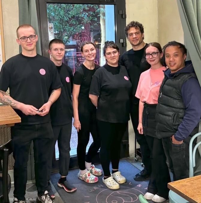 mikey_hell_yeah's tweet photo. Henry at sushi restaurant in Poland 🍱

#HenryCavill https://t.co/r0lNiLukil
