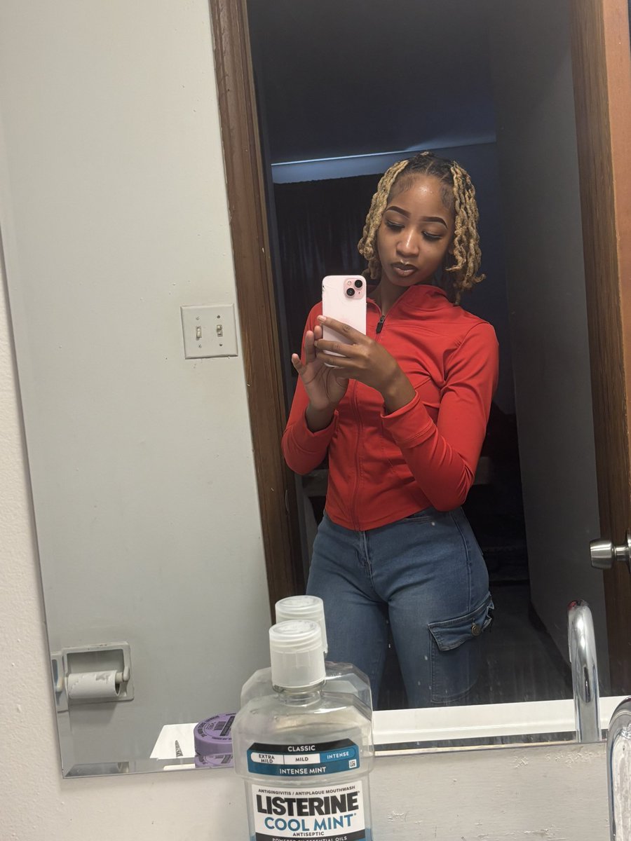 Neshaaaa🥰 tweet media