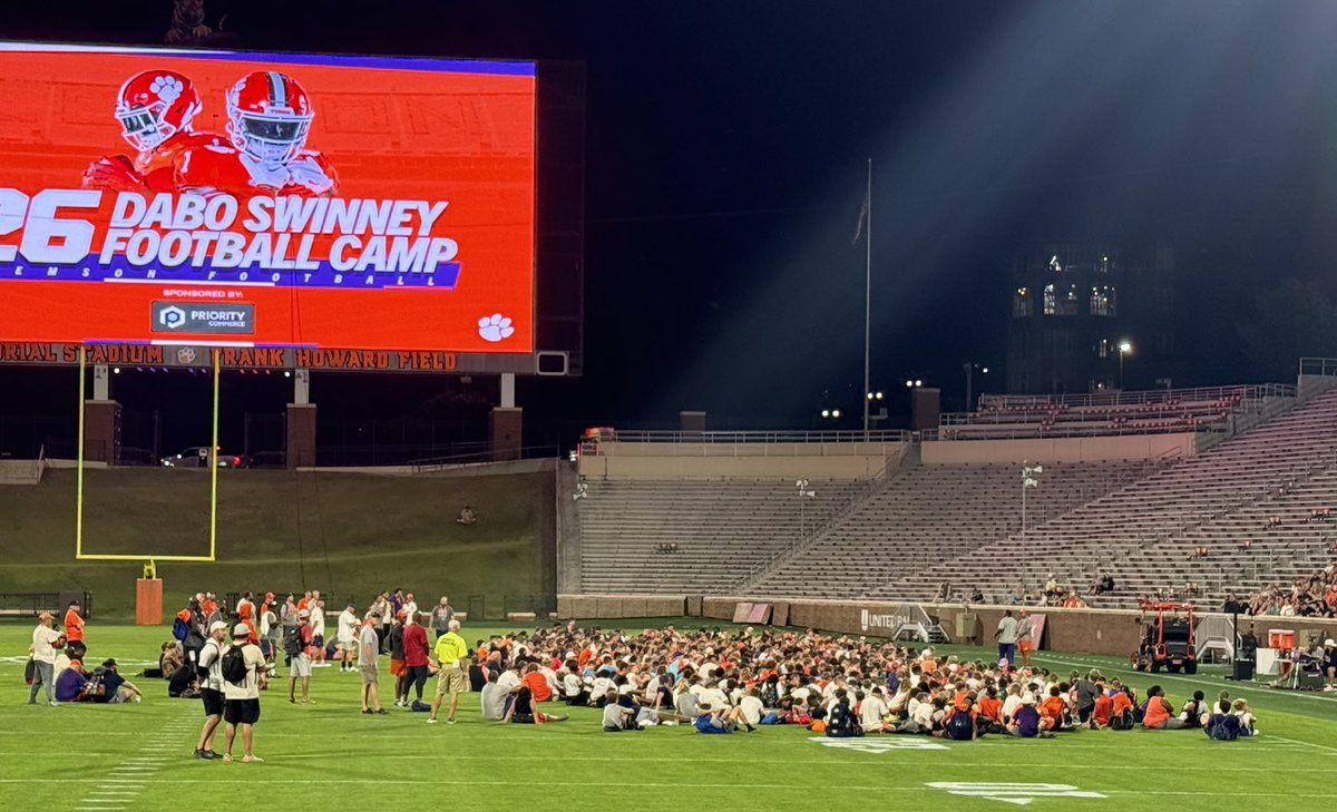 clindley717's tweet photo. Celebrating 5 years at the Dabo camp.

Thanks @ClemsonFB for making this one of the best weeks every year!

@Coach_Grisham great to train with you this year especially!

Excited to bring back what I learned to @MariettaFtball @CamDuke11 https://t.co/bSoEmPo9b6