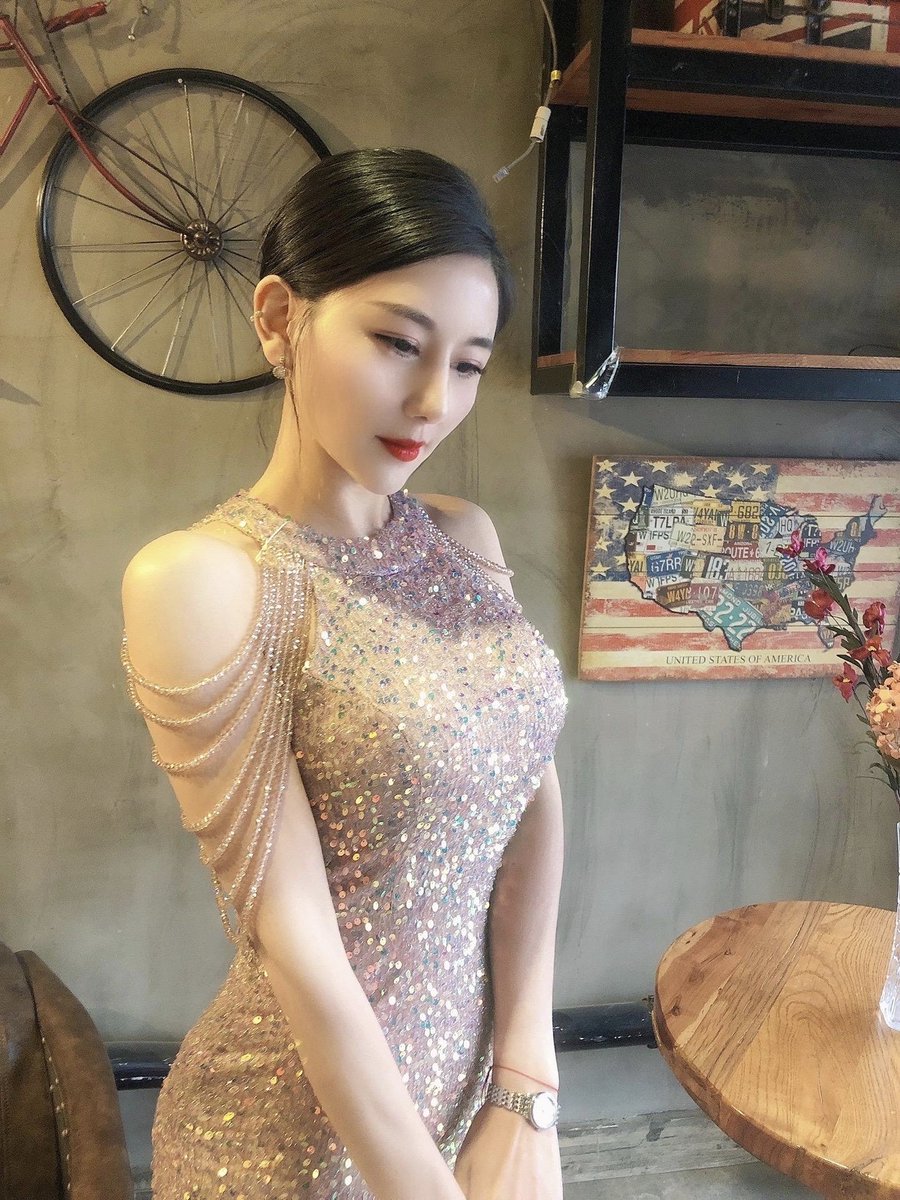 SimpsonVio87946's tweet photo. 东方女人东方骨
#端庄 #反差 #人妻 #羞辱 https://t.co/SL5ef0zLFb