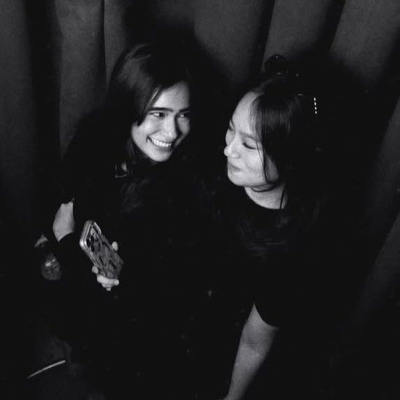 eliuve_'s tweet photo. Happy June 1st to my fav #lelliza pic 😋 https://t.co/e3JBGQrcOM