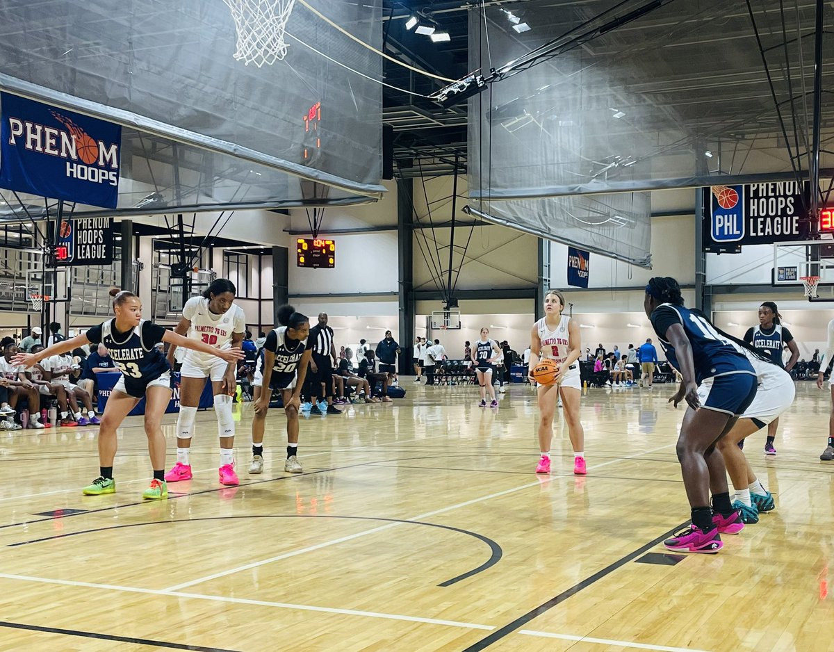 Evie_Godfrey_3's tweet photo. Champs this weekend @Phenom_Hoops!  Proud of this team for working so hard!!!  

Next up: June ball @RBHSwbb‼️

@palmetto76erawe @BWally33 @JeromeFleetwood @CoachMajor_SC @PGH_SCarolina @MMBR_CoachGBell @cjleath @Assist_U_ https://t.co/TqQ8BCfzPM