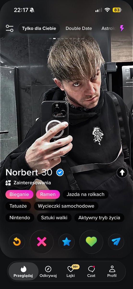 nat ˚ 🍓 tweet media