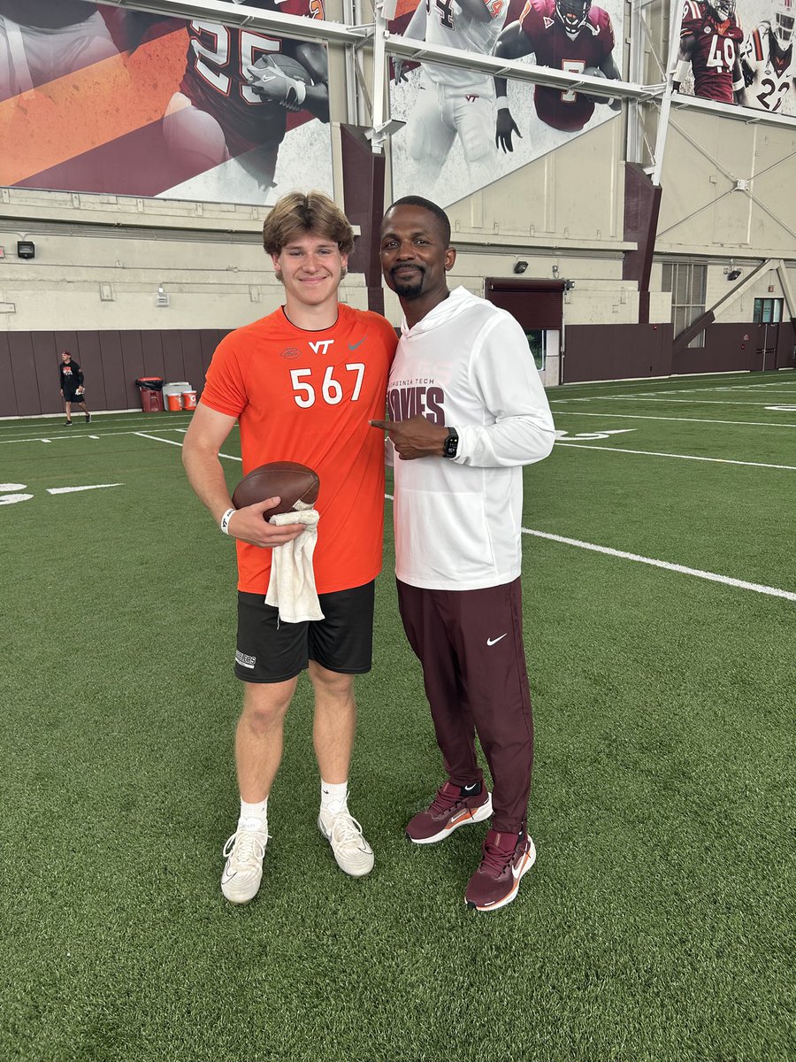 BrendenGlovier's tweet photo. Had a super great time slinging it and learning from some of the best at the @HokiesFB prospect camp. Thank you @Coach_Midget and to @DannyOBrienQB for giving some great advice! 
@JesseLohr1 @tinnell_w @301Tripp @SidelinePreps 
- C/O 2028 QB https://t.co/GsDqOuHWAu