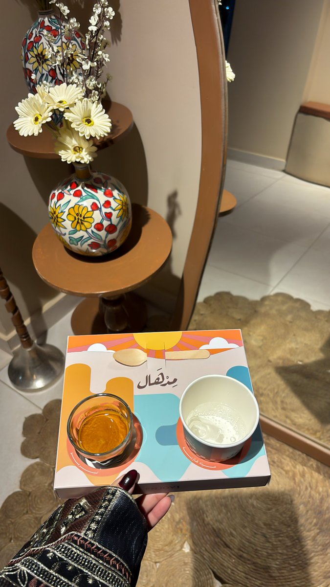 xli01a's tweet photo. ياليتني ما تعلّقت فيك من البداية 
ولا مرّ طيفك في طريقي ولا شفته . https://t.co/eSTjKScJm7