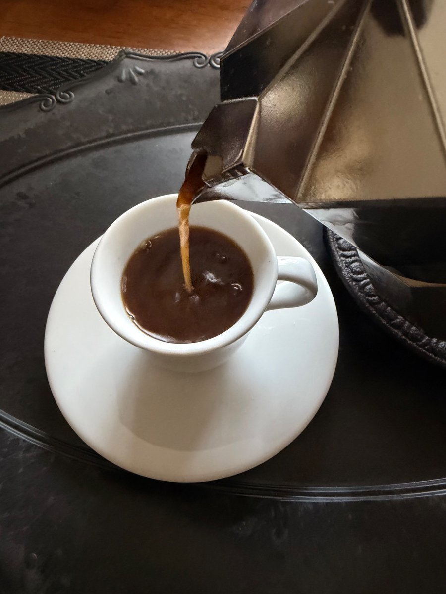 モーニングコーヒー」 グラインダーまで付いたデロンギの凄い