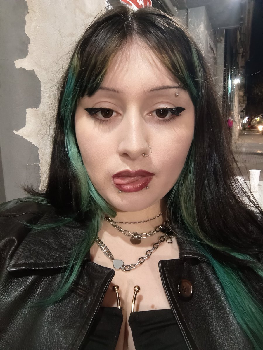 𝐤𝐢𝐤𝐢 tweet media
