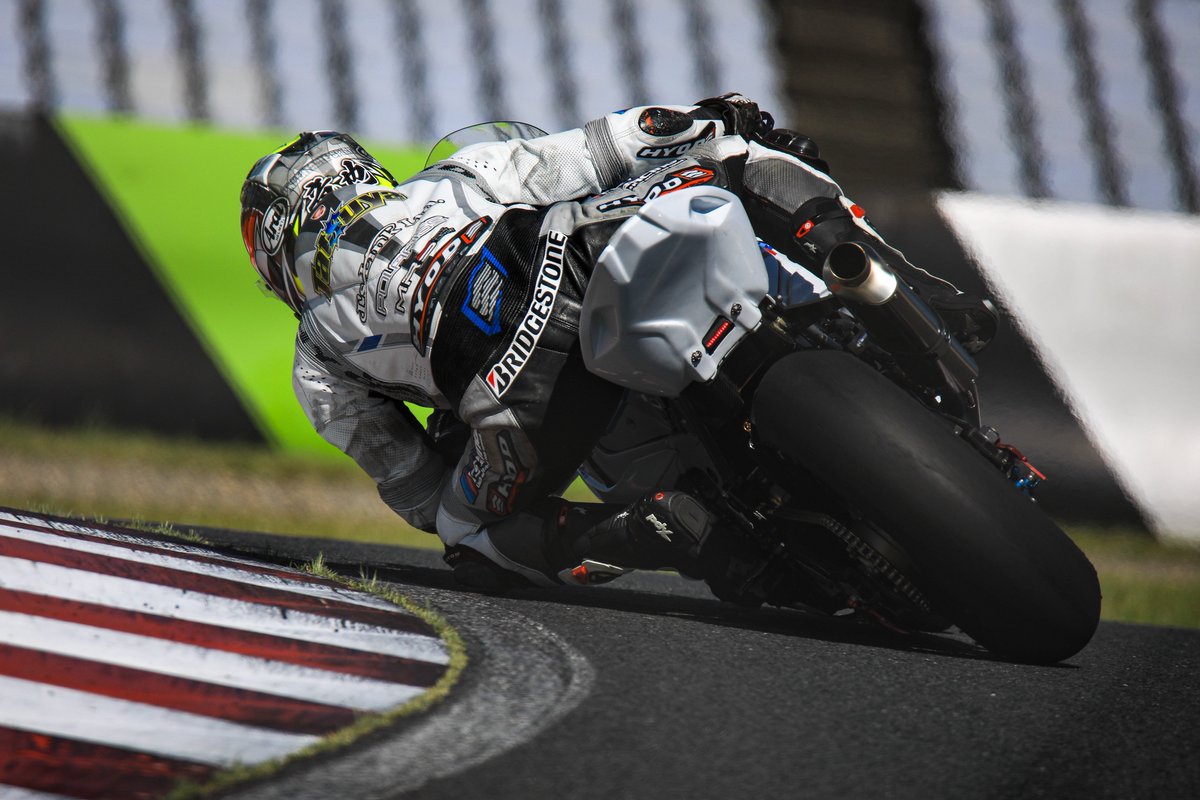 kapijiro_1910's tweet photo. 2026MFJ全日本ロードレース選手権Rd.3
SUPER BIKE RACE in KYUSHU
#18 中村竜也(@tn_dragon19)選手
#全日本ロードレース #JSB1000 
#オートポリス https://t.co/uTGonCypP3