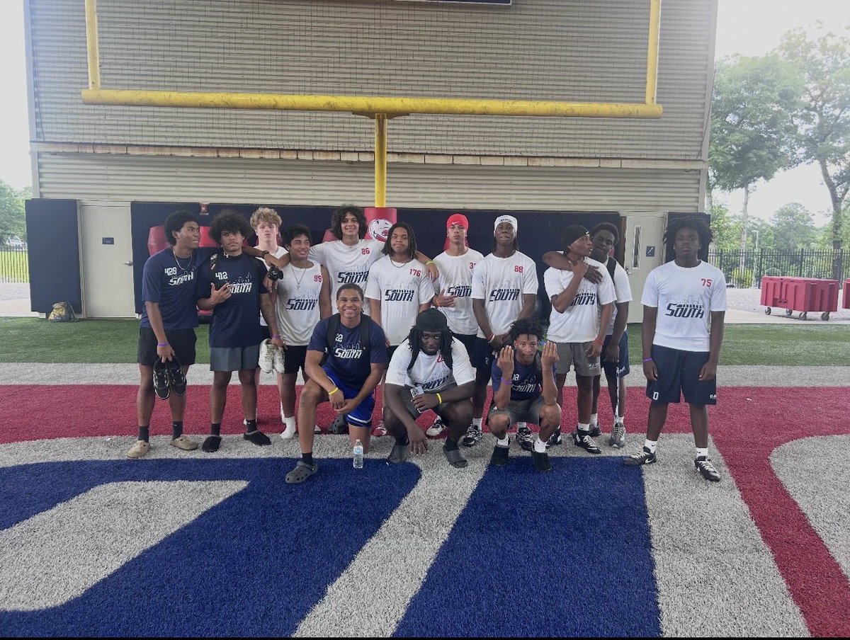 ABHScanes's tweet photo. A huge shoutout to @SouthAlabamaFB for putting on a great camp. We loved getting to see our kids compete at a high level! https://t.co/3SroKLCs8F