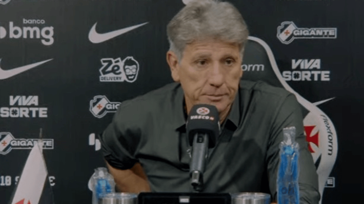 lance_vasco's tweet photo. Renato Gaúcho lamenta fase, mas defende trabalho no Vasco: 'Campanha muito boa' https://t.co/F3yeFkqkrm https://t.co/KFEKeAsYk3