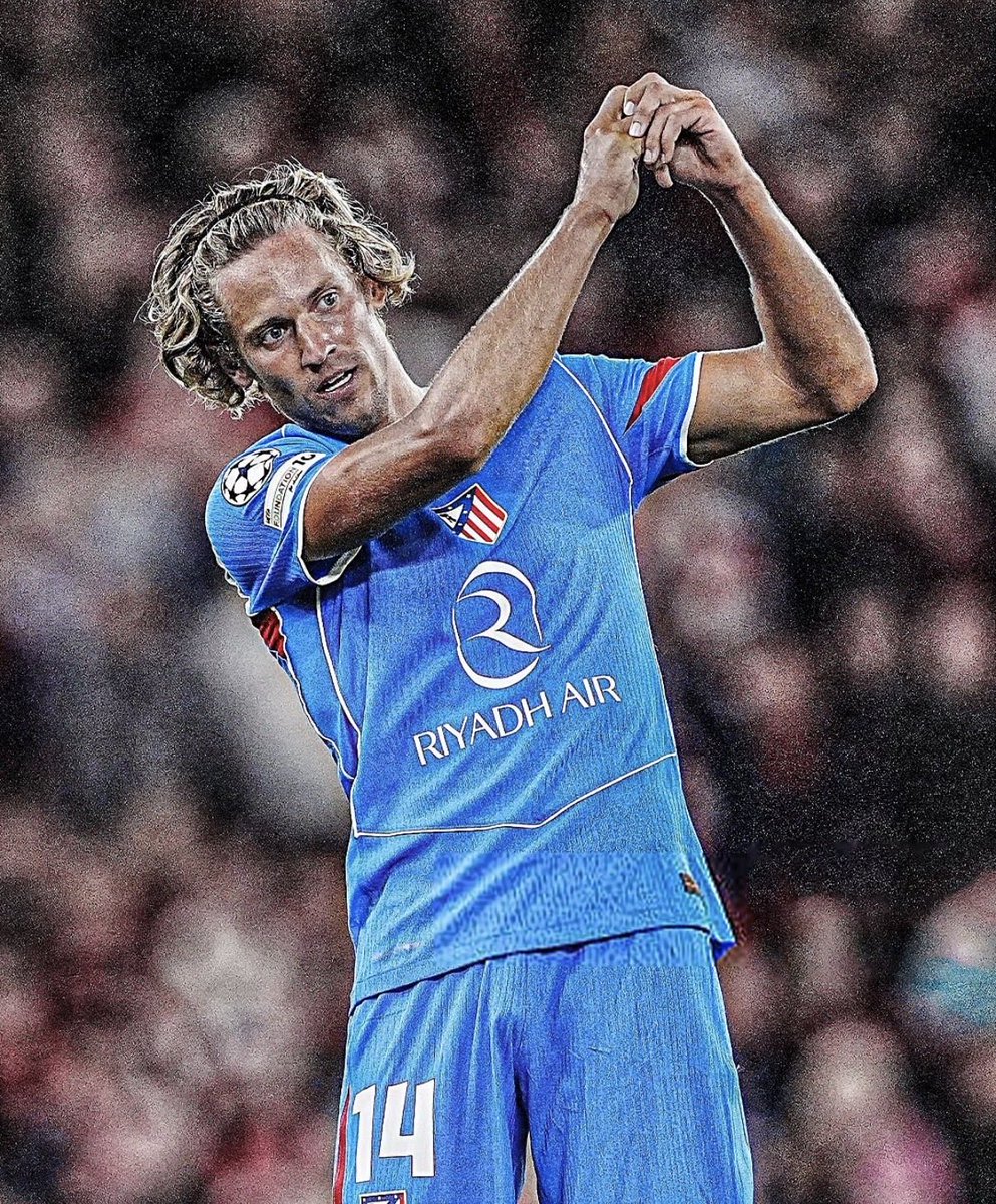 EWEN7BACK's tweet photo. Oui oui allez va là bas 🏌️↗️🗑️ https://t.co/8uHHxrfOiI