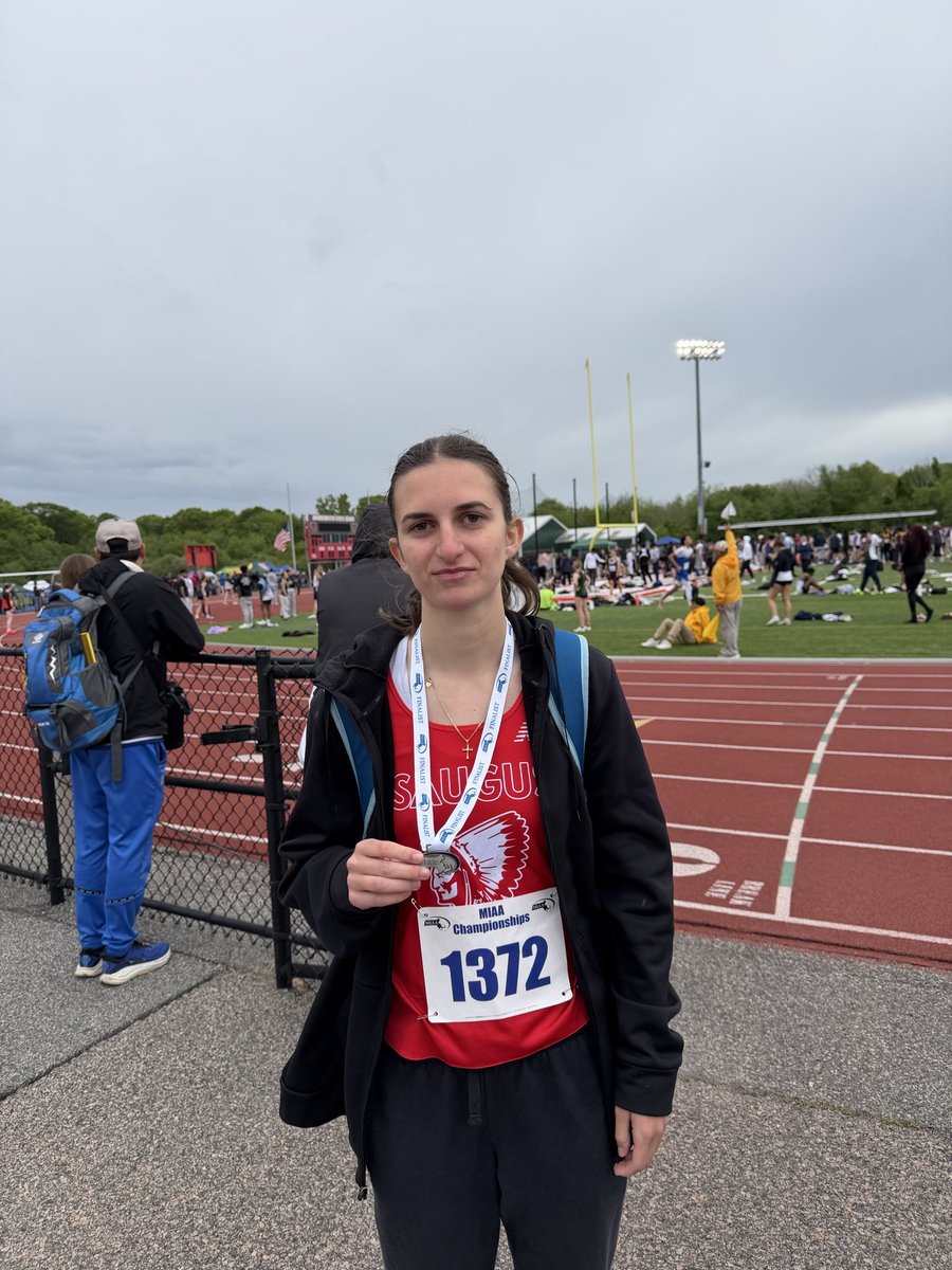 SachemAthletics's tweet photo. Destiny Okoye placed 3rd overall in the 100m Hurdles with a new PR time of 15.61 at Division 5 State championship. 
&amp; Peyton DiBiasio placed 2nd overall in the Javelin at the Division 5 State championship

Both will advance to all states https://t.co/RjtrLWAflC