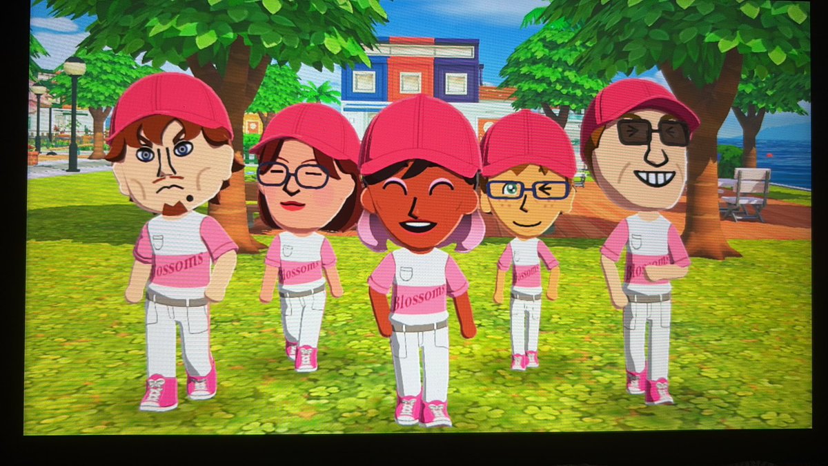 PinkDunce's tweet photo. champion team photo! their uniforms all have custom names and numbers too! https://t.co/jmvFzoAkxE