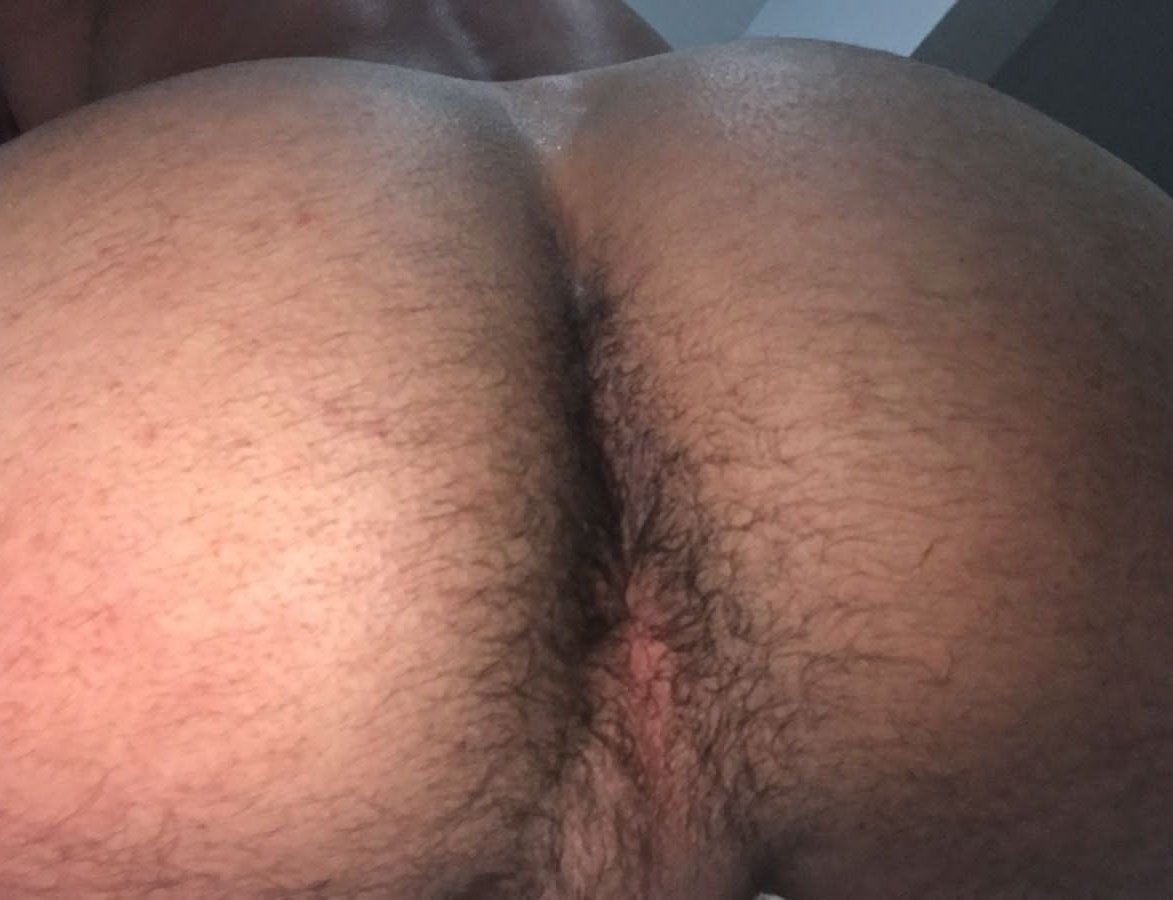 AsherDorell's tweet photo. @ROLAAGROSAcm @picao23x18cm Bora ... Curtir ... Tô afins  ..
Gravar ... Sentir essa tua Rola Toda Dura ... https://t.co/0wJNouJQyp