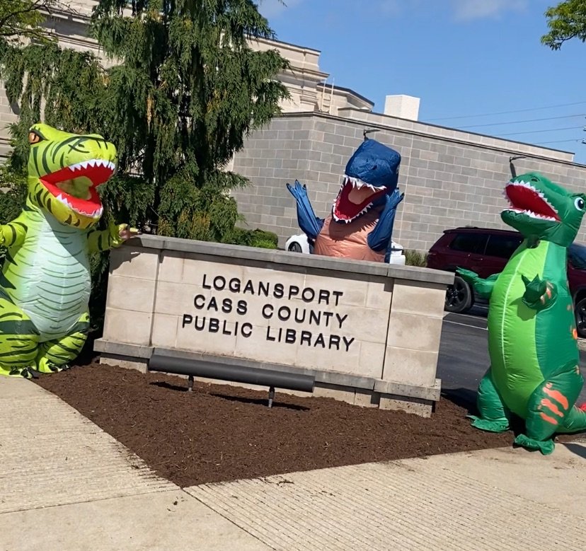 LCCPL's tweet photo. Stop in tomorrow between 10:00 and 11:00 a.m. for a chance to meet some dino friends, do a dino scavenger hunt, sign up for Summer Reading,  and more! https://t.co/Wc5K7MMAlH