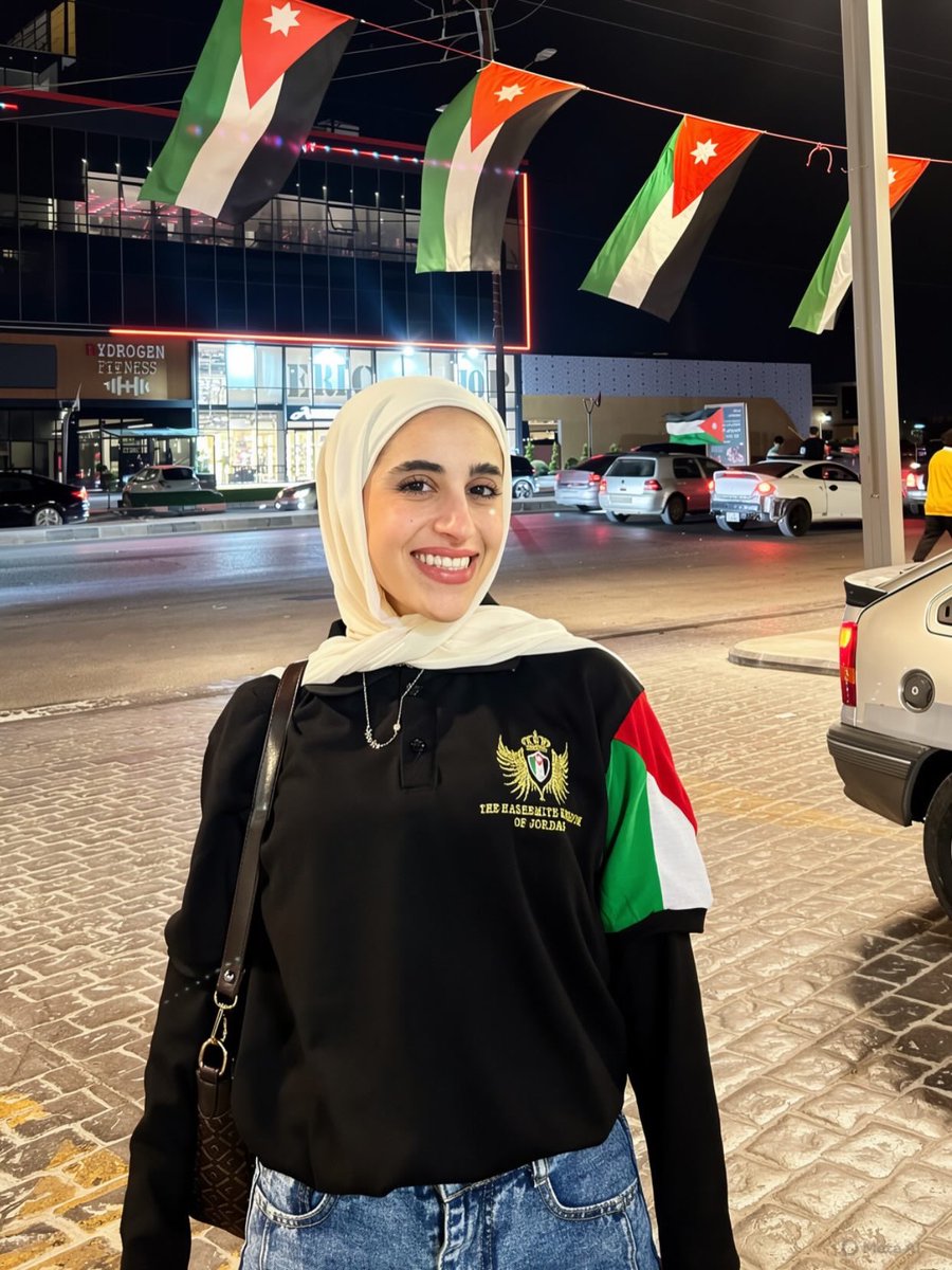 02Rad_'s tweet photo. عادي انه احلى شهر 🧊🦋 https://t.co/7T3gdtgO34