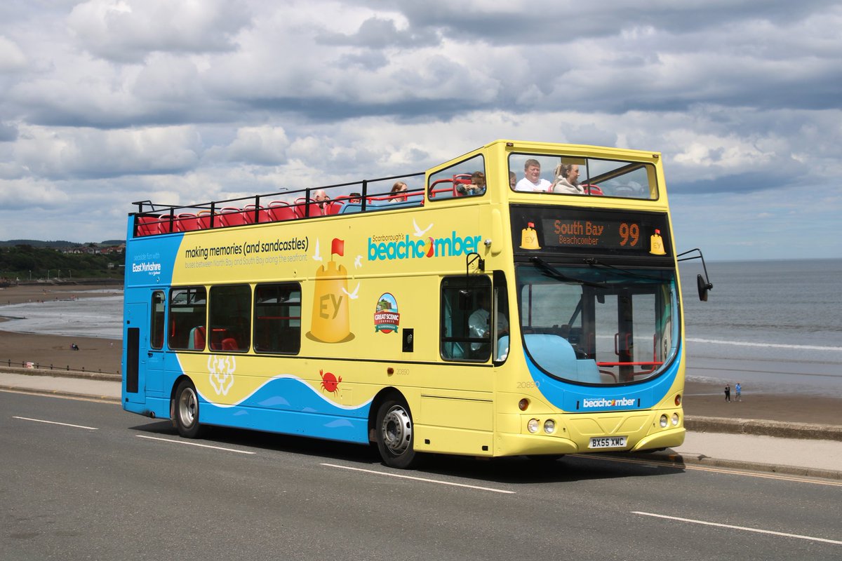 garyhunter91's tweet photo. It's been a busy few months with East Yorkshire and Great Scenic Journeys helping with the introduction of the new open top tour of Scarborough, not to forget the new-look Beachcombers and of course the new electric fleet. They all look stunning, even if I say so myself. https://t.co/r0iyNGql9P