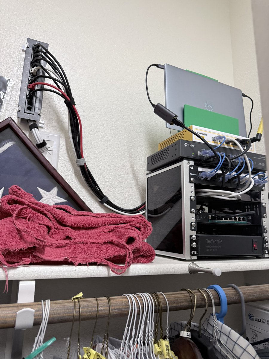 AustinNetwork23's tweet photo. #AustinNetworkCablingServices #TelecommunicationsCOmpanyAustin #StructuredCablingCompanyAustin #Cat6CableInstallationAustin #OfficeNetworkWiringAustin #DataCableInstallationAustin #5127138864 https://t.co/2EY7QFyDS2