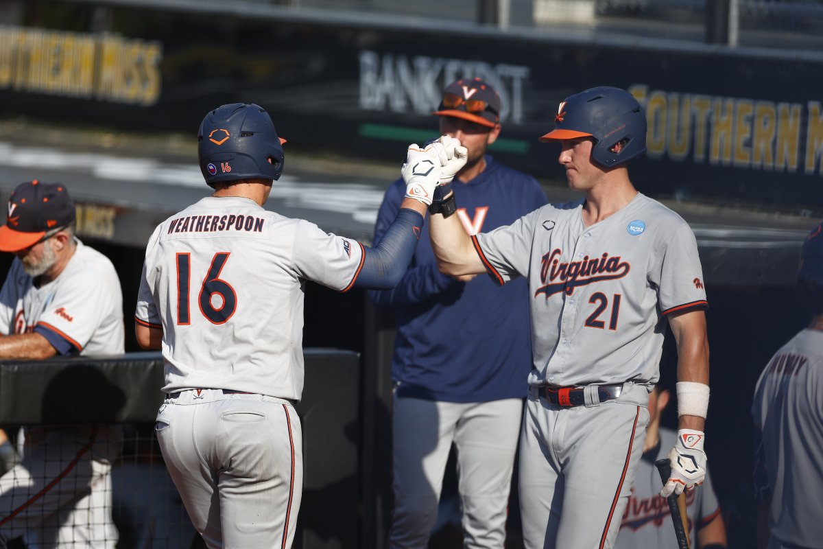 UVABaseball's tweet photo. Holmes sac fly. 7-4.

📺: ESPN+ | #GoHoos https://t.co/Ef3ex4lXay