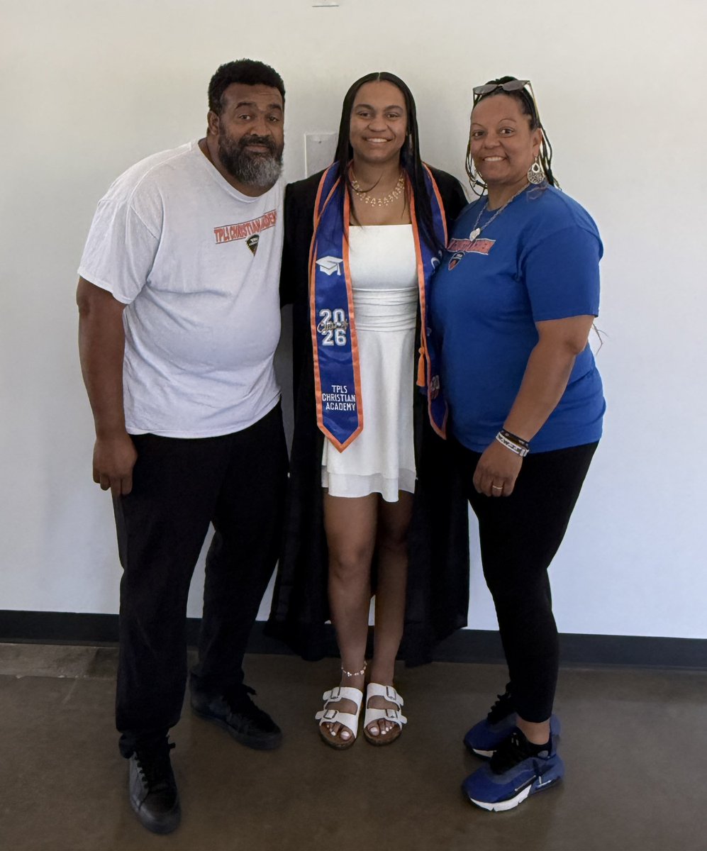 nyah_ballin_14's tweet photo. Long journey finally complete. God Did That!!! #30OUT #Graduated #Classof2026 #Blessed @TPLS_LionsGirls https://t.co/OtJubt2X95