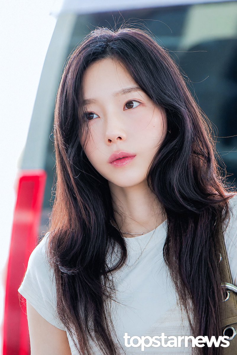 309KTYSS's tweet photo. Incheon Airport to Taiwan 🤍

260530 #태연 #太妍 @TAEYEONsmtown https://t.co/HZj0aaFGkx