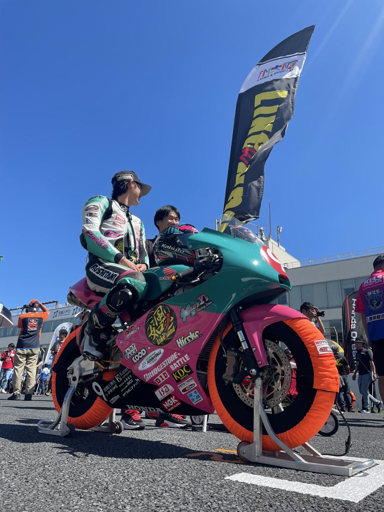 036cbr's tweet photo. APラウンド
スタート大失敗したけど、自己ベスト更新して、シングル9位で🏁
正式結果で繰り上がり8位でした https://t.co/Lm2yoOjCAn