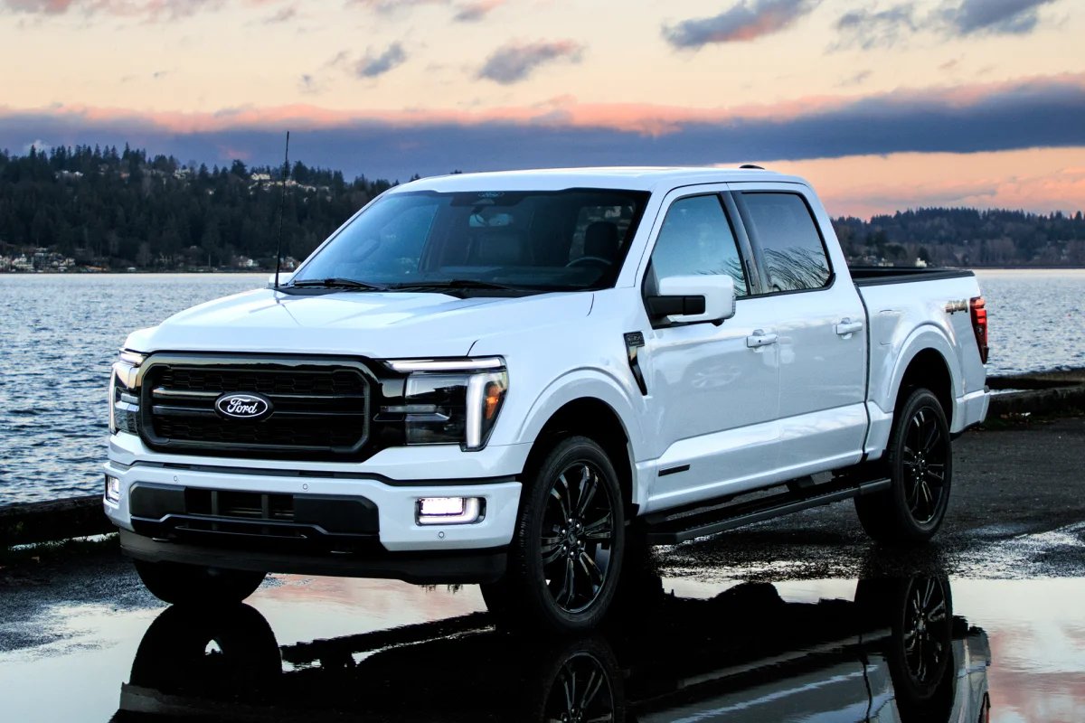 comma_ai's tweet photo. How good would this F150 look with a comma four?

New $10k bounty for 2026 Ford F-150 support https://t.co/yBQxtWlkTf https://t.co/zv8KeTGtu6