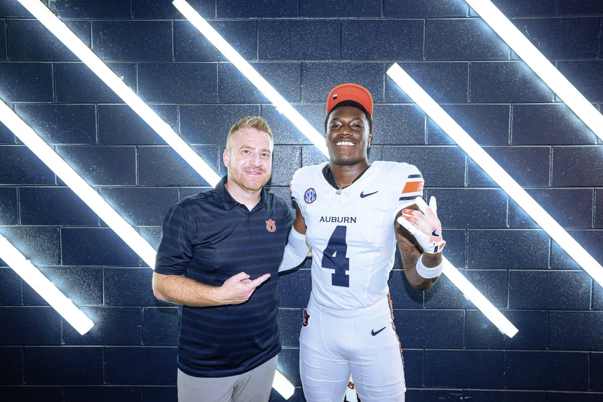 5⭐️Joshua Dobson tweet media