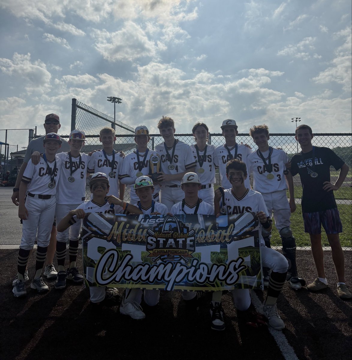 KCSPORTS's tweet photo. Congratulations to both of these teams on making it to the championship game in our Midwest Global State! #PlayUSSSA 

13AAA
🥇- Cavs 
🥈- Falcons 

@USSSABSBL | @USSSA_Midwest | @USSSA_KC | https://t.co/iVl6aUqqi8