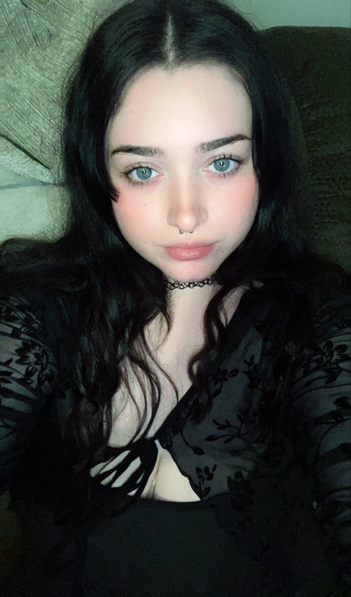 shadowfae222's tweet photo. just woke from a napppp 

#nsfwtwtً #nsfwtwt #nsfwx https://t.co/KEG8PiznTb