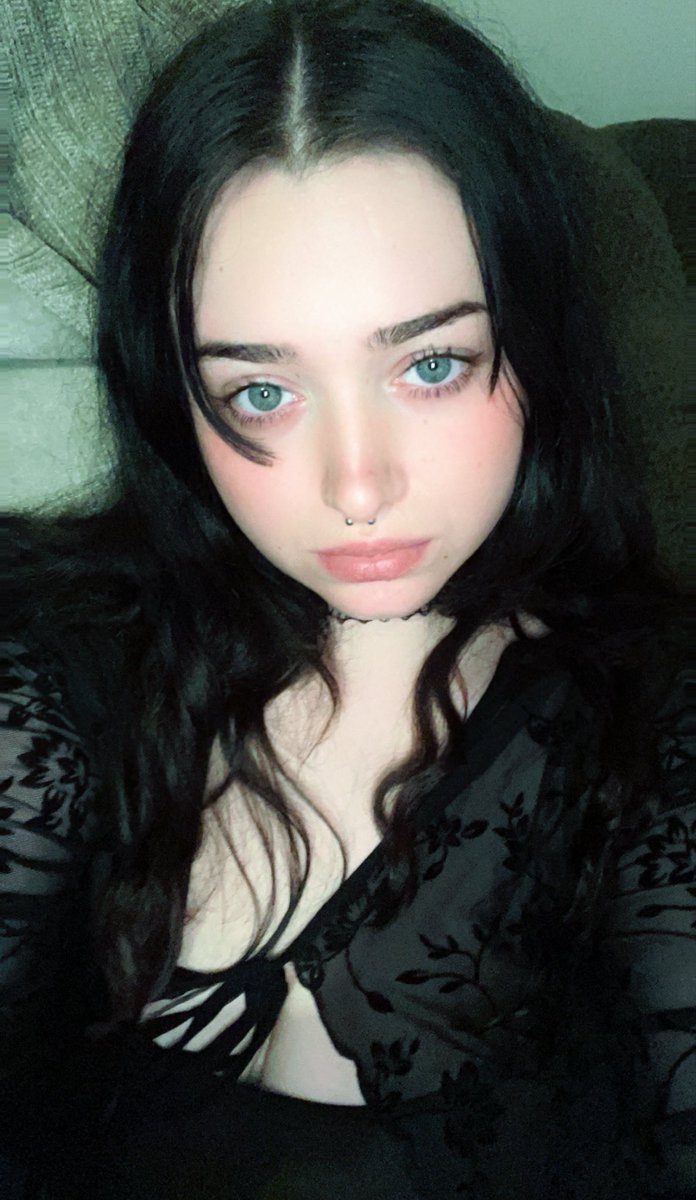 shadowfae222's tweet photo. just woke from a napppp 

#nsfwtwtً #nsfwtwt #nsfwx https://t.co/KEG8PiznTb