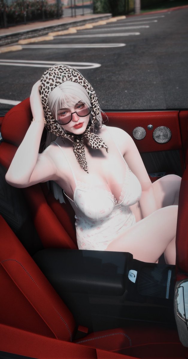Cheezuucakes's tweet photo. thinking about dick🤧 #fivem18 #nsfw #fivemnsfw https://t.co/6WvGzP30Oh