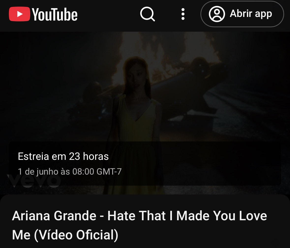 Ariana Grande Charts tweet media