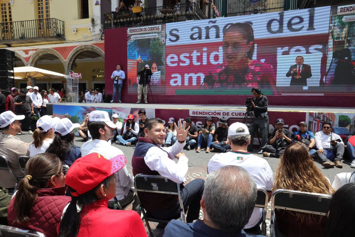 Gob_Puebla's tweet photo. 📢Puebla respalda con firmeza a la presidenta @Claudiashein a dos años del triunfo

@armentapuebla_ 

📰 https://t.co/JDhKfA4qZ7

#ClaudiaDaResultados
#PorAmorAPuebla https://t.co/jDyRjKZdmE