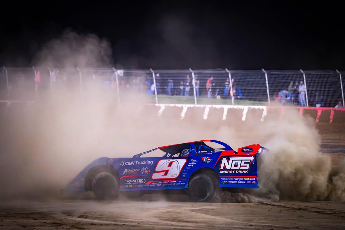 LonghornChassis's tweet photo. 𝐀 𝐍𝐈𝐆𝐇𝐓 𝐓𝐎 𝐑𝐄𝐌𝐄𝐌𝐁𝐄𝐑 🙌

A huge congratulations to Nick and everyone involved. We're proud to have Nick racing in a Longhorn Chassis and representing our brand at the highest level. https://t.co/Tw1vu8L5uC